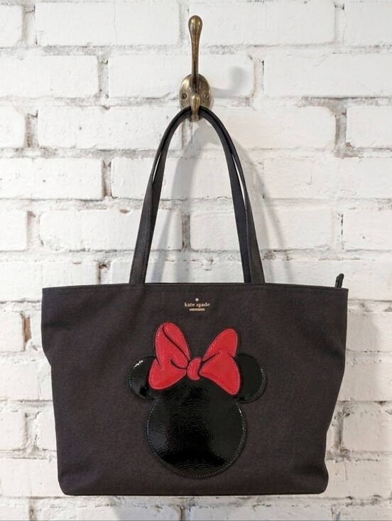 kate spade Handbags - kate spade X Minnie Mouse NWOT Black Minnie Zipper Tote with Red Bow